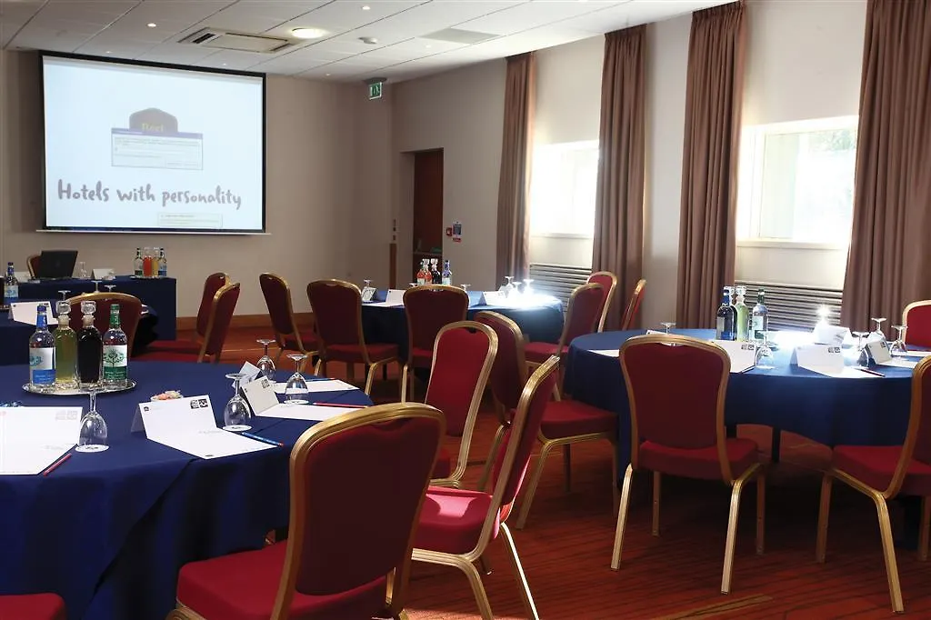 Best Western Kings Manor Edimburgo 3*,