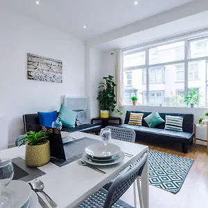 Apartment Empire - Charles Street 