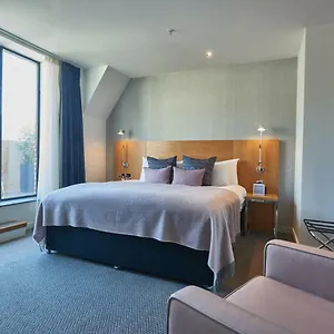 Hotel Apex Of