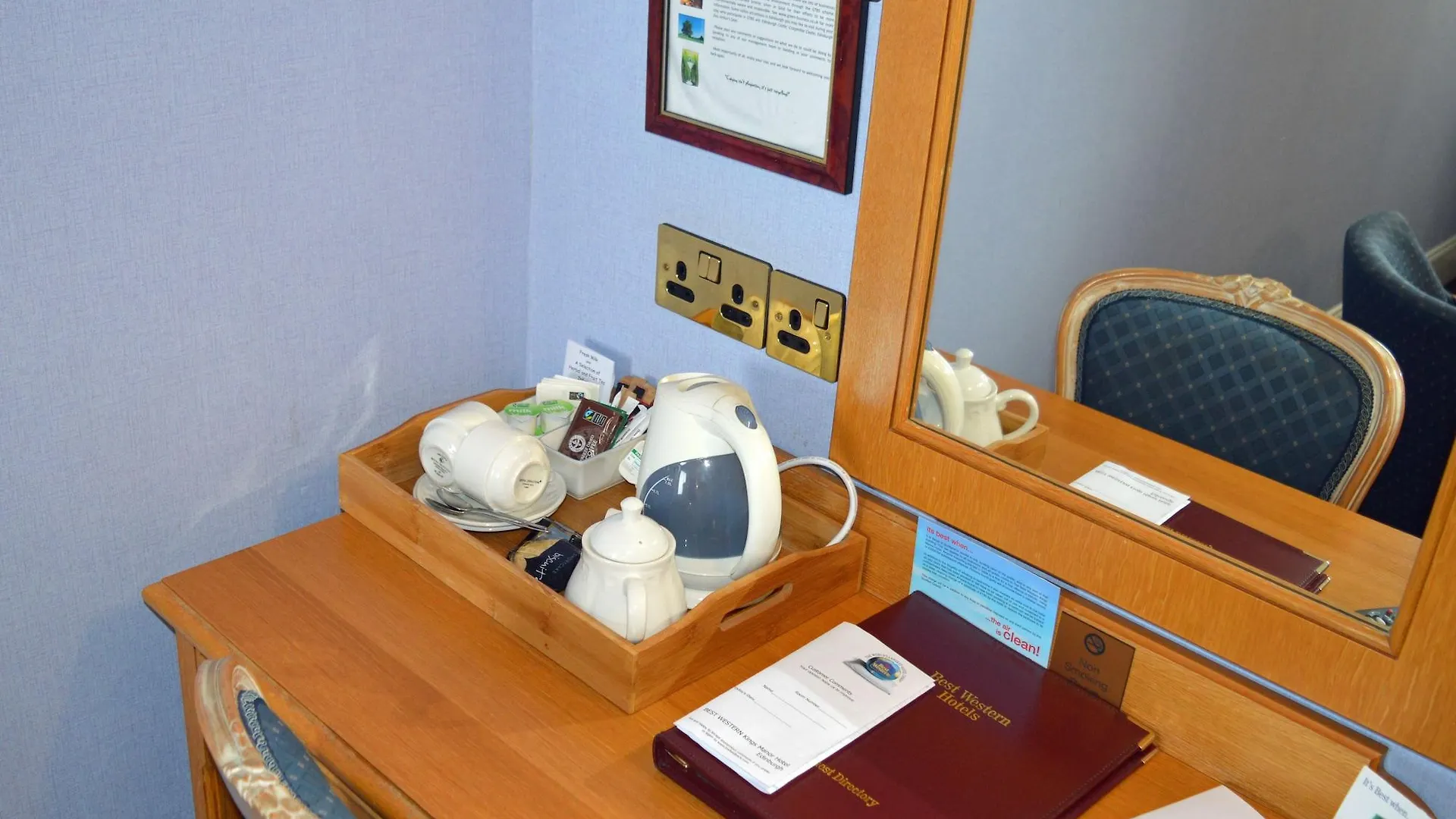 Best Western Kings Manor Эдинбург