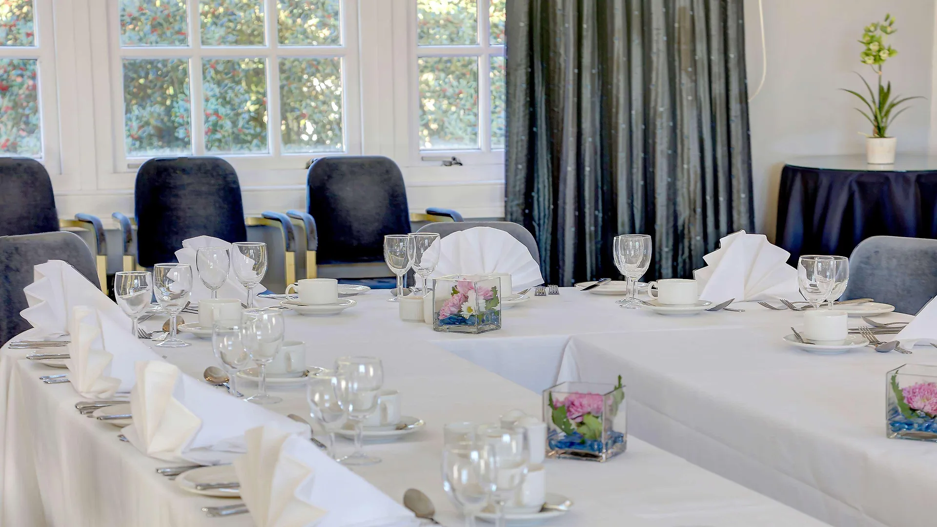 אדינבורו Best Western Kings Manor 3*,  בריטניה