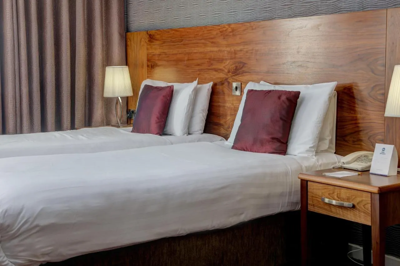אדינבורו Best Western Kings Manor 3*,
