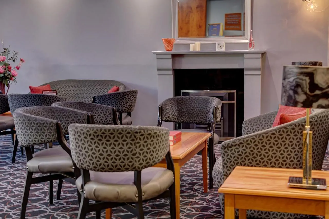 *** מלון אדינבורו Best Western Kings Manor בריטניה