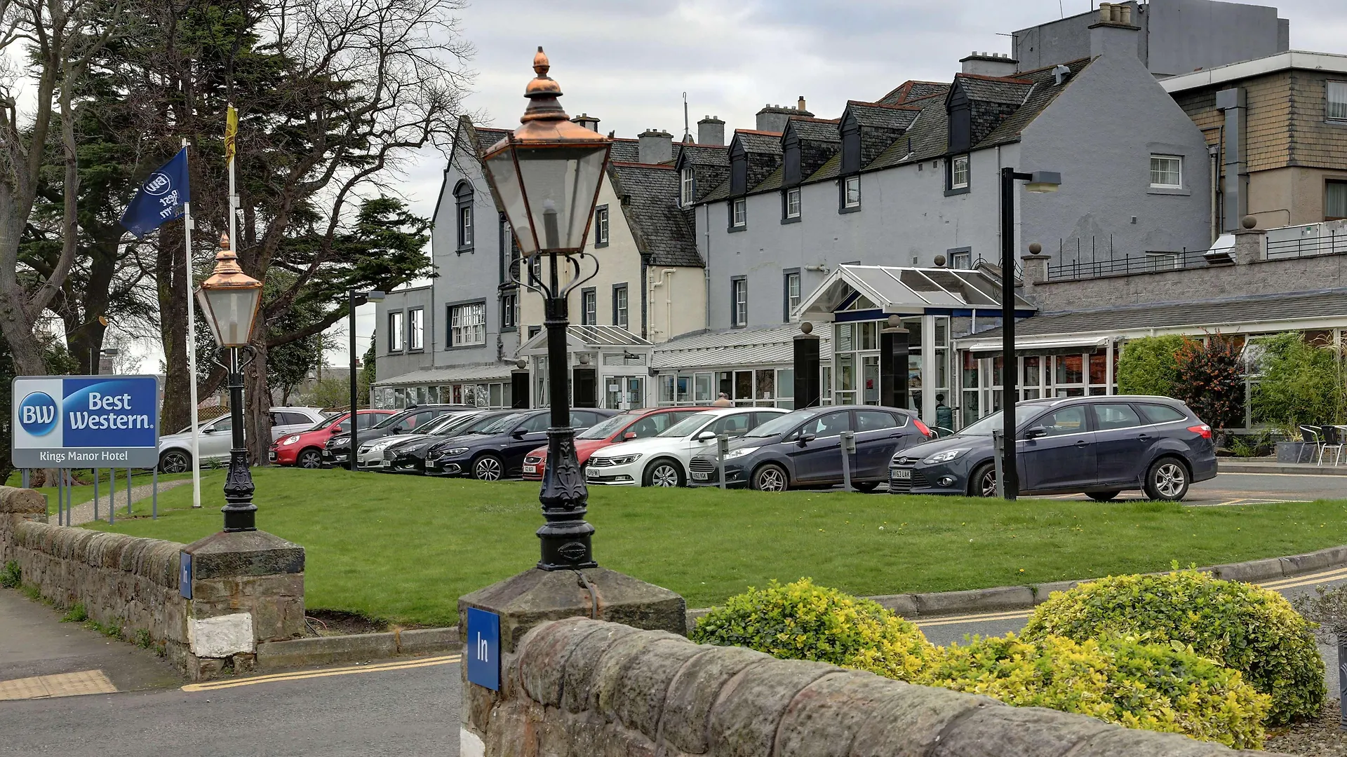 Best Western Kings Manor location